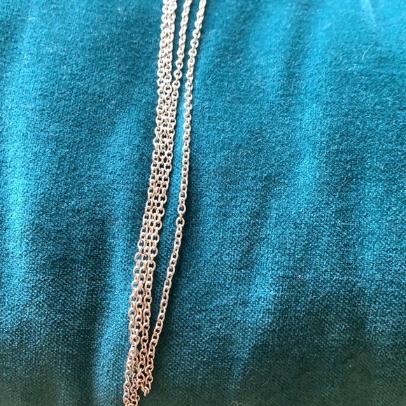 Silver Essential Oil Diffuser Necklace NWOT - Picture 8 of 8